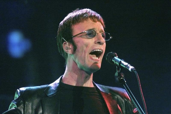Mirė 62 metų „Bee Gees“ dainininkas Robinas Gibbas