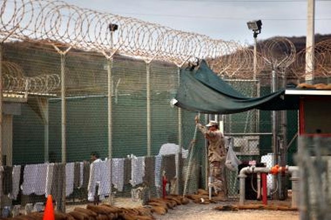 D.Grybauskaitė dėl Gvantanamo kalinių priėmimo dar neapsisprendė