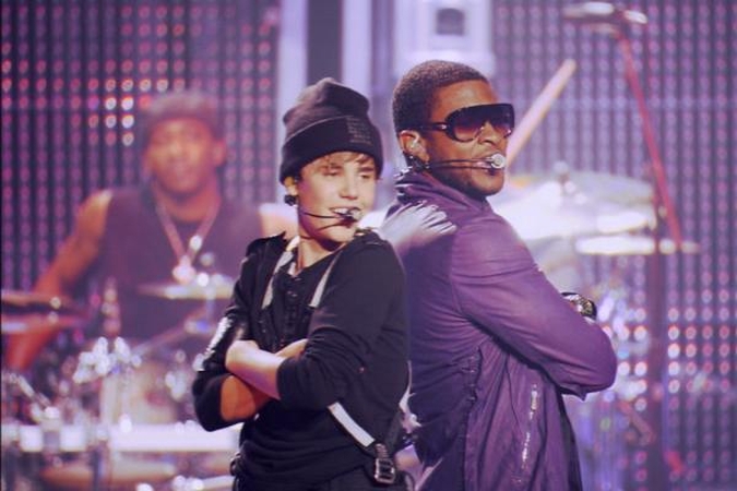 Labiausiai nemėgstamas vaizdo klipas internete: Justinas Bieberis ar Rebecca Black?
