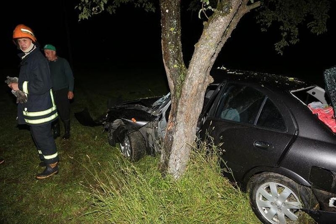 Neblaivus vairuotojas nesuvaldė automobilio