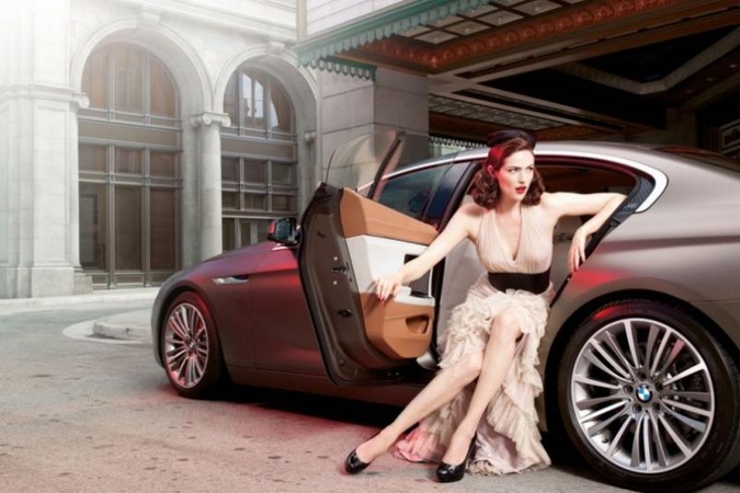 6-osios serijos „Gran Coupé Burlesque“: BMW vairuojančios stileivos