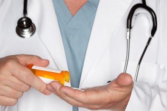 Šveicarų psichiatrui ligonį leista gydyti narkotiku LSD