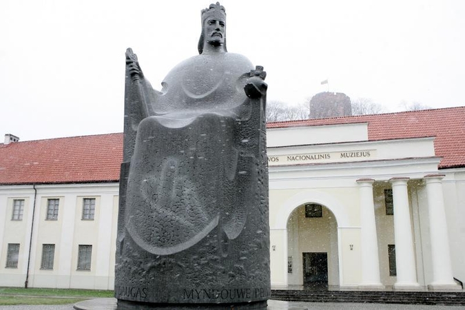 Latvijoje iškils paminklas        Mindaugui