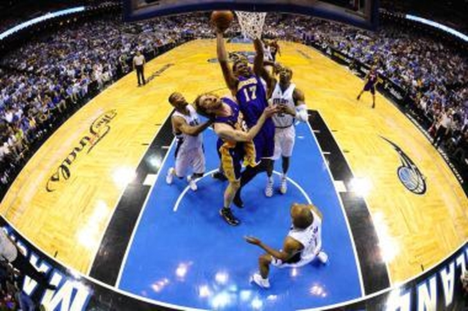 „Lakers“ – per žingsnį nuo titulo
