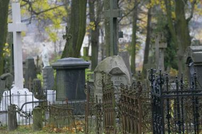 Marijampolės kapinėse palaidoti Anglijos ir Estijos karalių palikuonys?