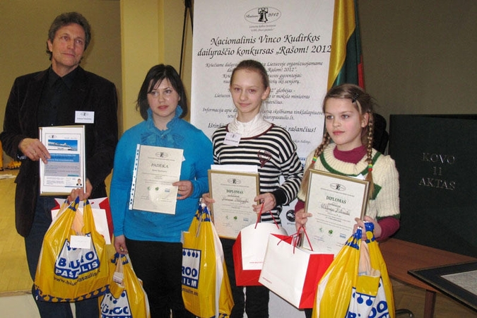 Išrinkti dailiausiai rašantys Lietuvos gyventojai