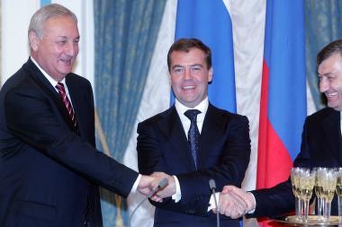 Rusija sukirto rankomis su Abchazija ir Pietų Osetija