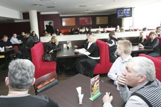 „Akropolio“ prekybininkų valdžia neišgirdo (papildyta)
