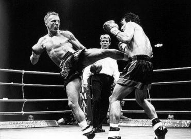 Ramonas Dekkersas – Muay Thai legenda, palikusi mus per anksti 