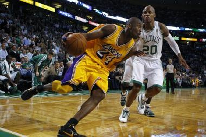 NBA čempionai patiesė "Celtics" krepšininkus (visi rezultatai)