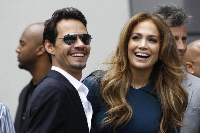 Jennifer Lopez vyras susitikinėja su Venesuelos modeliu