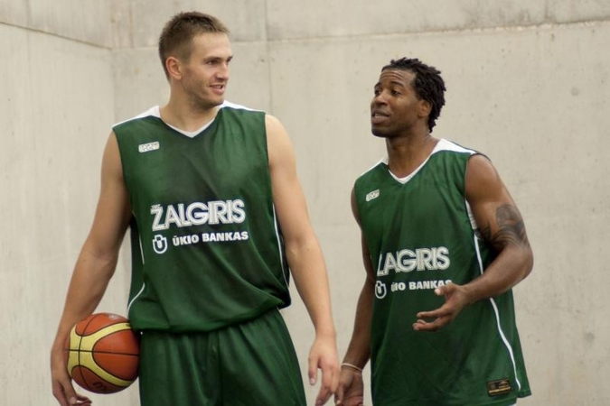 „Žalgiris“ lygiosiomis baigė draugiškas rungtynes su „Unics“