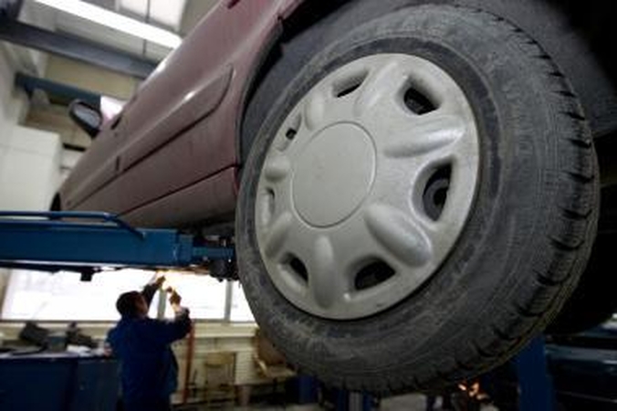Dažniausiai vartotojai skundžiasi nekokybiška elektros technika ir autoservisais