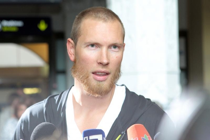 D.Songaila apie: Ukrainą, Europos čempionatus, NBA, Donecką ir kt.