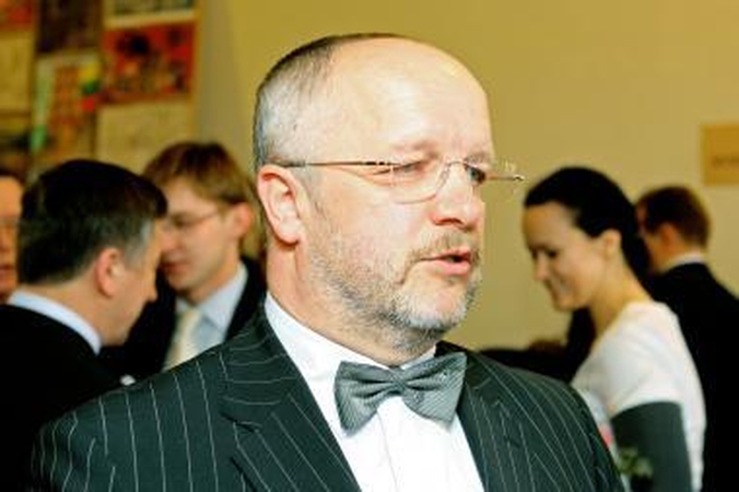 Dėl kovos su piratais tarsis Briuselyje