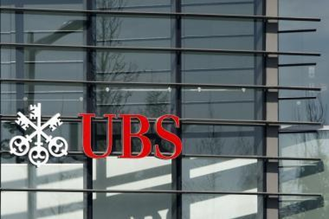 Šveicarijos bankų vadovams – namų areštas