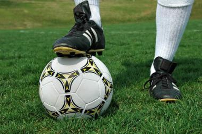 Lietuvos futbolo taurė: ketvirtfinalis – lapkritį