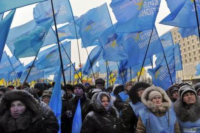 Rinkimai Ukrainoje: Kijevas nusidažė mėlynai (papildyta 15.57 val.)