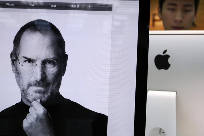 Apie Steve'ą Jobsą: B.Obama, B.Gatesas, M.Zuckerbergas