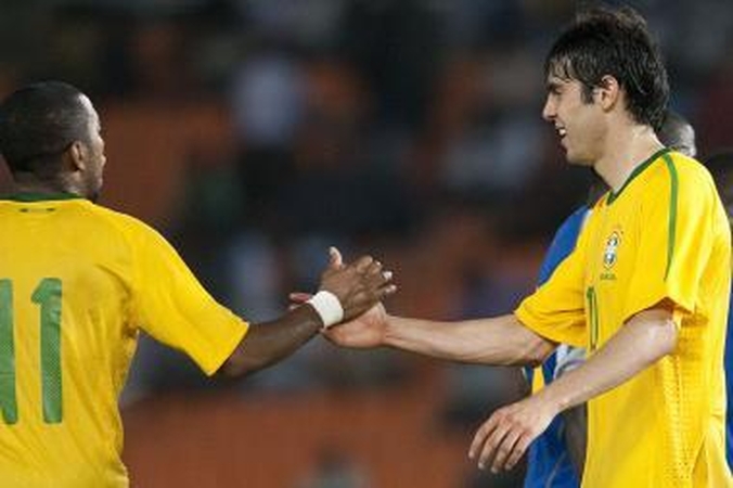 Futbolininkų marškinėliai - iš perdirbtų butelių