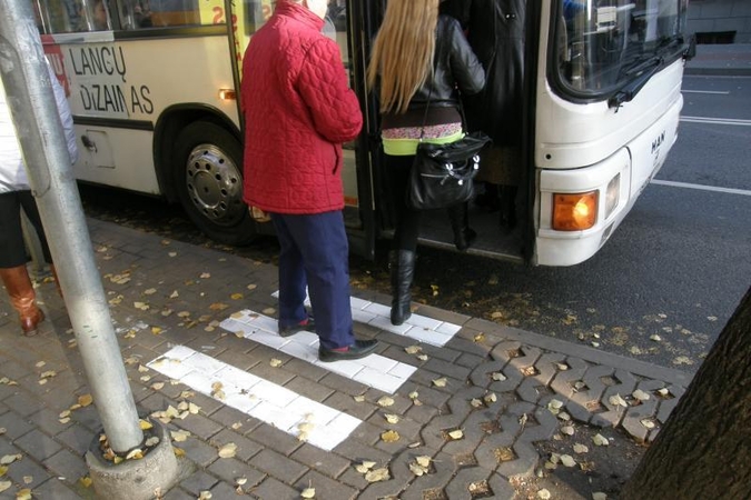 Klaipėdoje mažės autobusų bilietų kainos (papildyta)