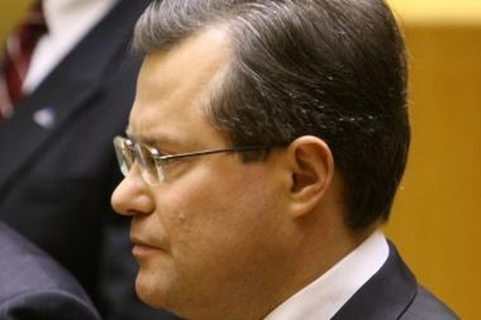 R.Šukys: savanoriškas sveikatos draudimas panaikins įprotį duoti medikams kyšius  (interviu)
