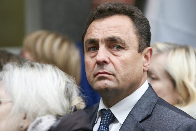 P. Gražulis siūlo didinti antstolių skaičių ir piginti jų paslaugas