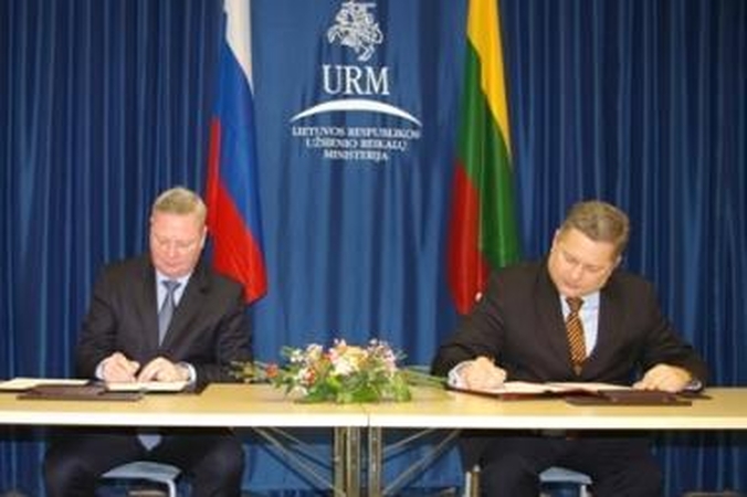Konsultavosi Lietuvos ir Rusijos diplomatai