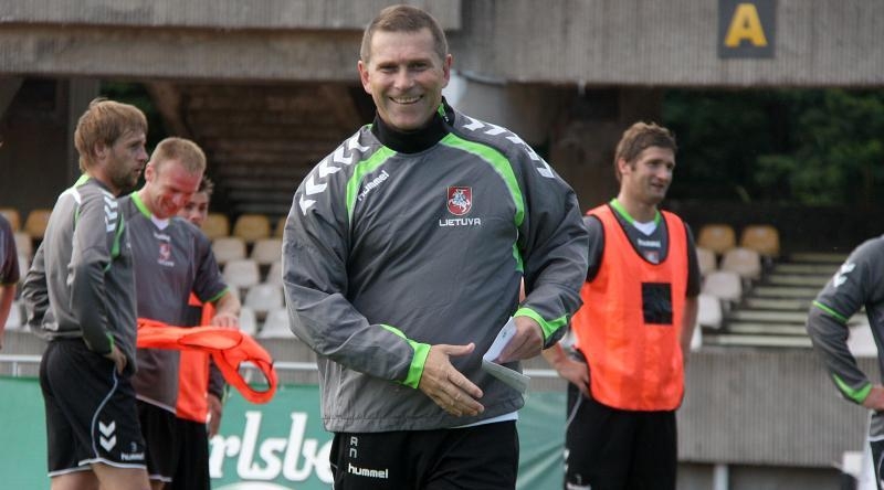 U-21 futbolo rinktinei vadovaus A. Narbekovas (komentaras)
