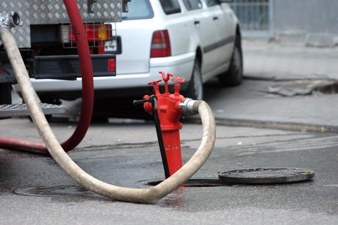 Klaipėdoje padegti du automobiliai