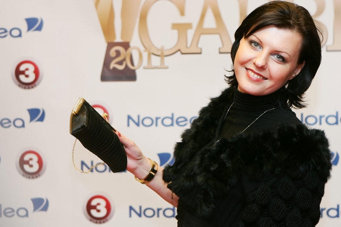 D.Meiželytė neigia romaną su žinomu politologu 