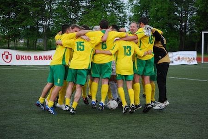 Dėl "Ūkio banko" įsteigtos taurės kovos septynių šalių žurnalistai