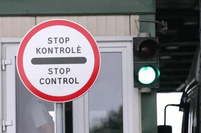 Gaudynės pasienyje: neblaivus vairuotojas tramdytas ašarinėmis dujomis