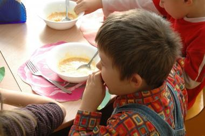 Virusai puola ir darželinukus, ir jų auklėtojas