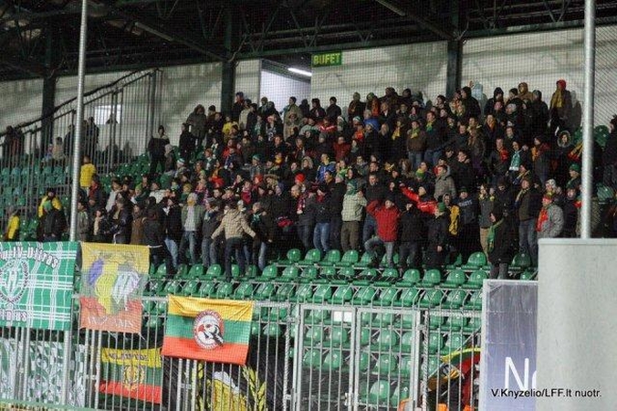 Lietuvos futbolo rinktinės gerbėjų nuotykiai Žilinoje