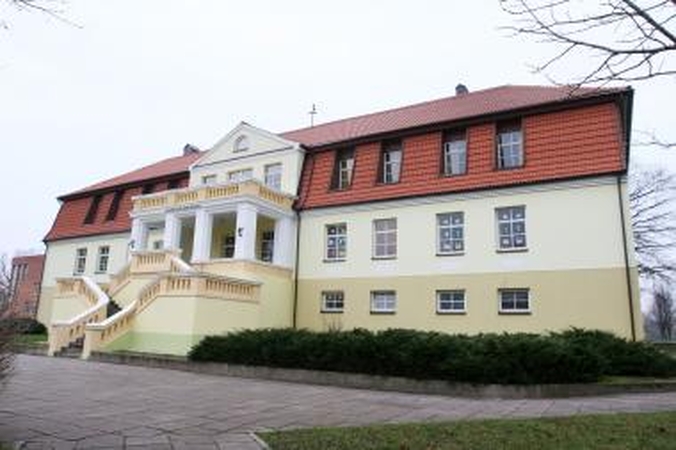 Klaipėdos miesto valdžia sutinka perimti dvi meno mokyklas  