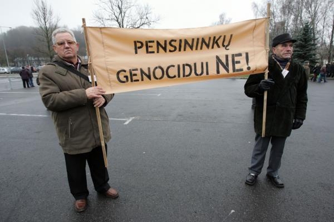Seimas dar kartą atmetė pasiūlymą atkurti pensijas (papildyta 14.15 val.)