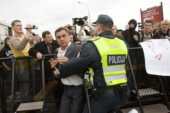 P.Gražuliui ir K.Uokai gresia ne tik apkalta, bet ir kalėjimas (papildyta 16.15 val.)