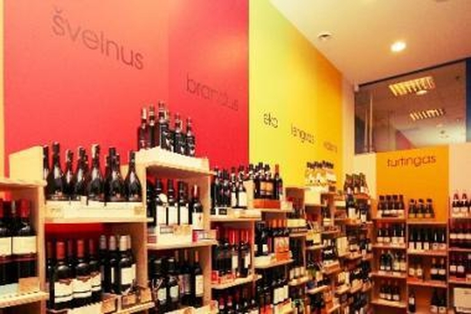 Vilniuje – „kitokia” vyno krautuvė „Wine 9“