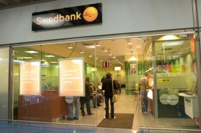 „Swedbank“ nuo krizės išsisuko