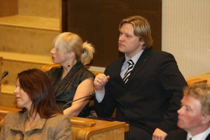 Vyriausybė turės pasiaiškinti Seimui dėl deklaravimo nesklandumų