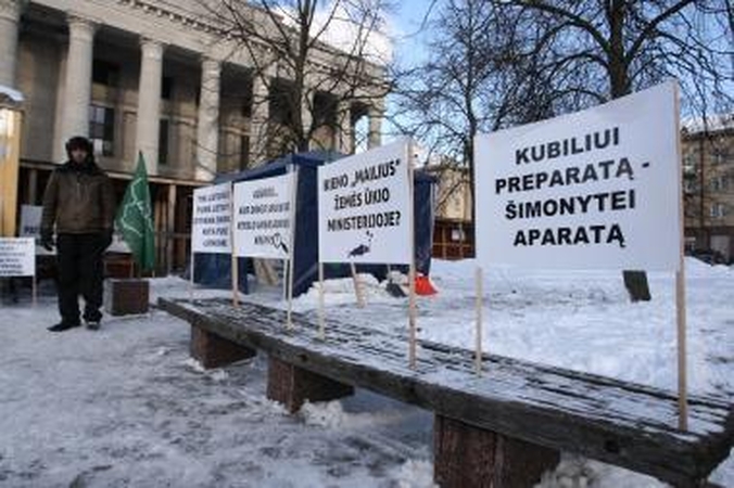 Ūkio ministerija kviečia smulkiuosius verslininkus nutraukti bado akciją