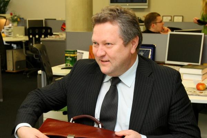 Įtariamuoju galintis tapti ministras tikina pats prašęs FNTT tyrimo (papildyta)
