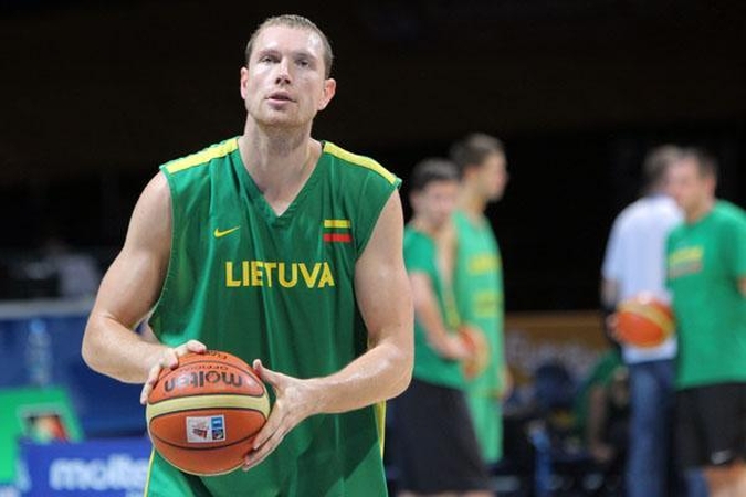 D.Songailos komanda pralaimėjo, lietuvis pelnė 8 taškus