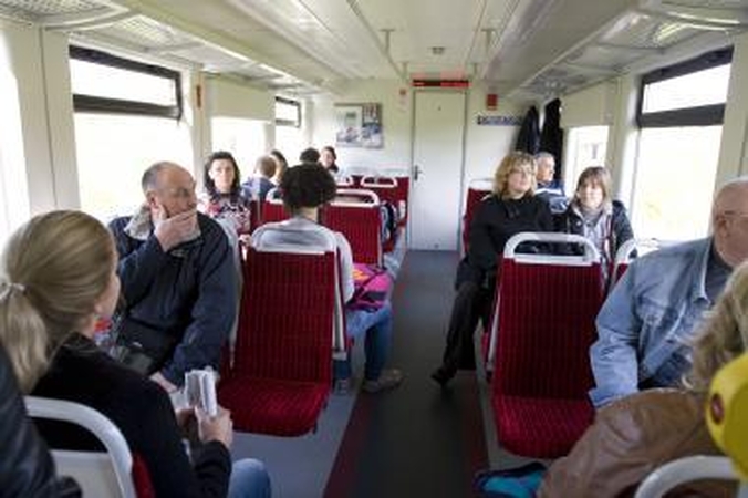 Iš Vilniaus į Kauną - dviaukščiu traukiniu