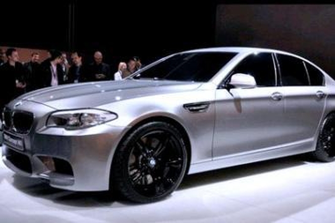 BMW ruošia visų varančiųjų ratų sportinį modelį
