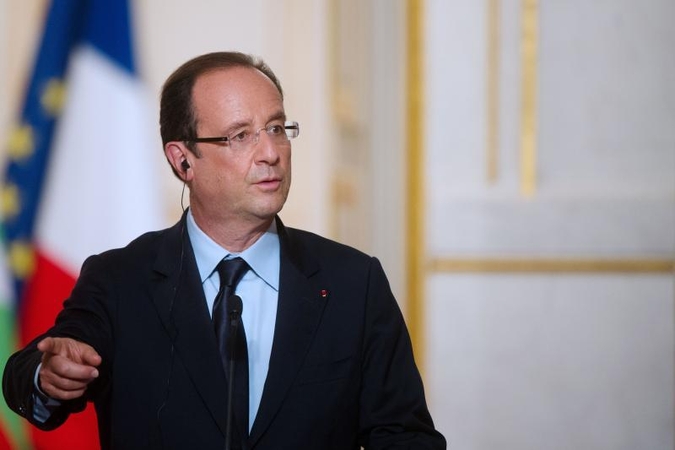 F. Hollande'as tikis greito „politinio sprendinio“ Sirijos konflikte
