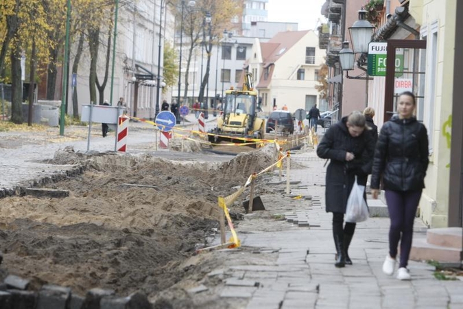 Išrausta kita J.Janonio gatvės  dalis   