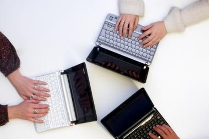 Smulkiosios IT įmonės vienijasi socialinėms iniciatyvoms ir konkurencingumui didinti