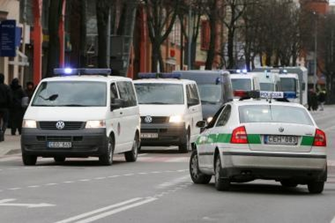 Policininkų atostoginiai - nežinioje